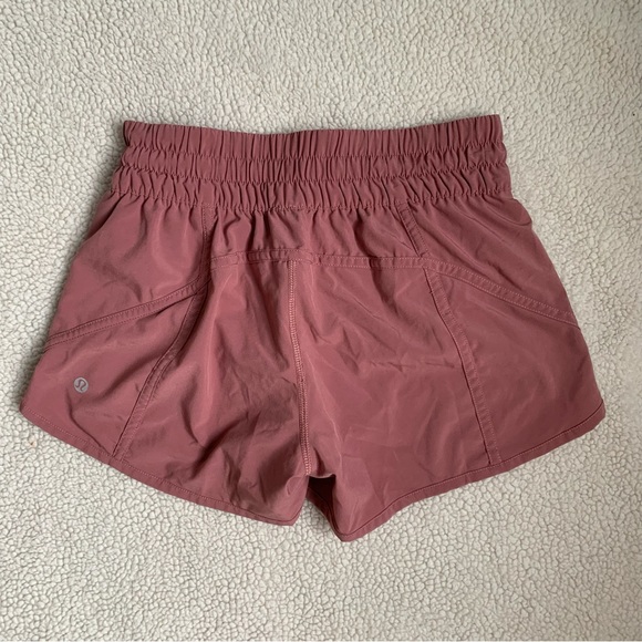 Lululemon Tracker Short V 4" - Picture 3 of 8